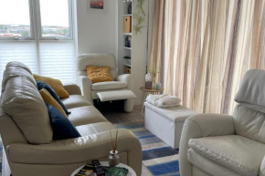 Modern Apartment All Amenities Greater London